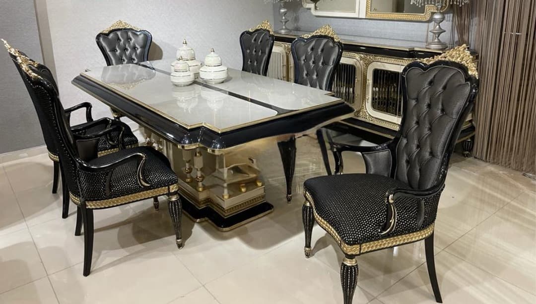 ZAQLYN CLASSIC DINING 